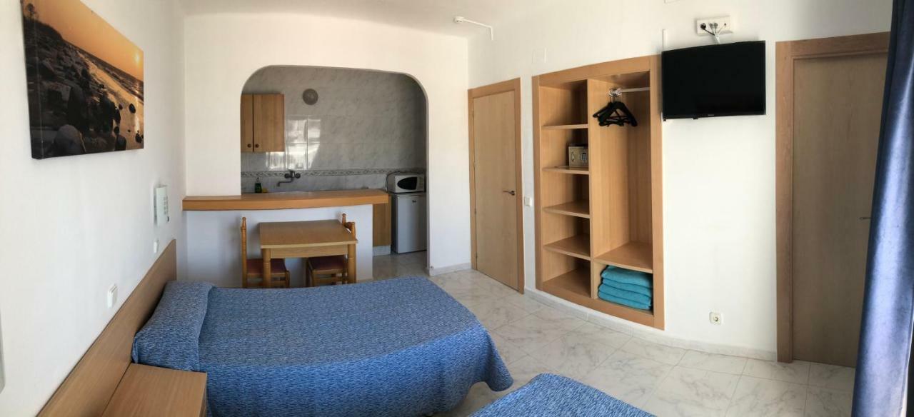 Apartamentos Playa Sol Es Canar  Exterior photo